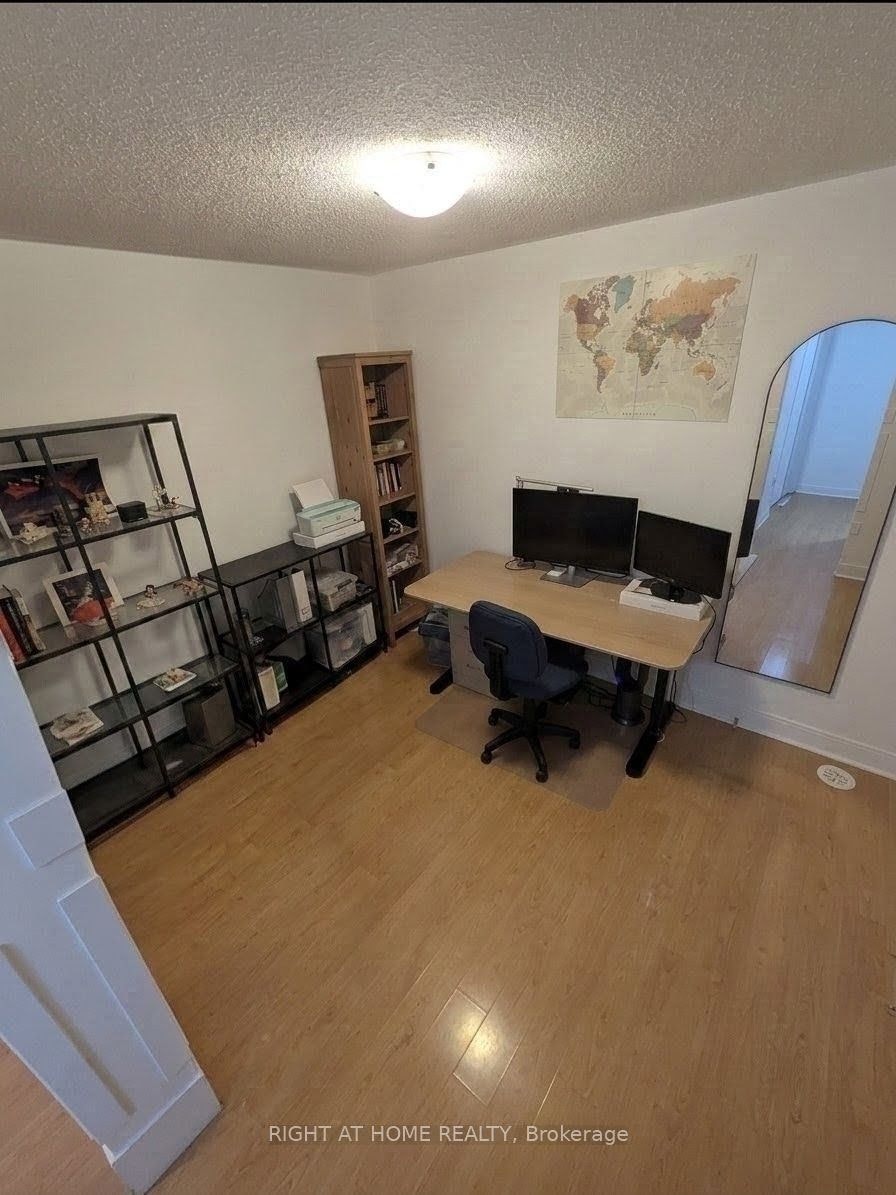 TH25-290 Village Green Square, Toronto, ON, M1S 0L1 - 10