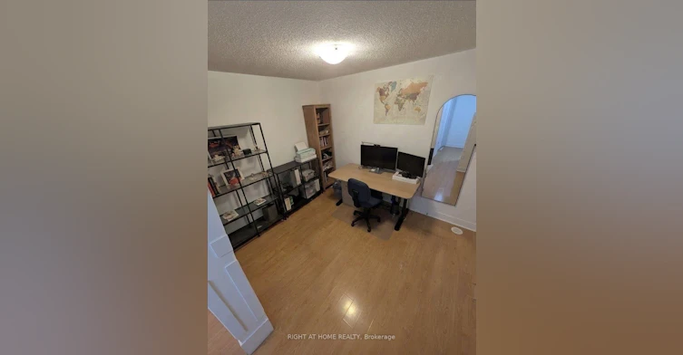 TH25-290 Village Green Square, Toronto, ON, M1S 0L1 - 10