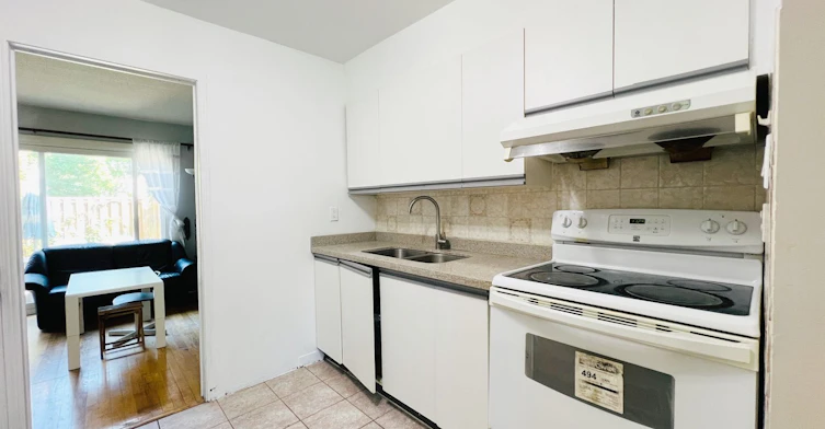 24-71 Cass Avenue, Toronto, ON, M1T 3P8 - 4