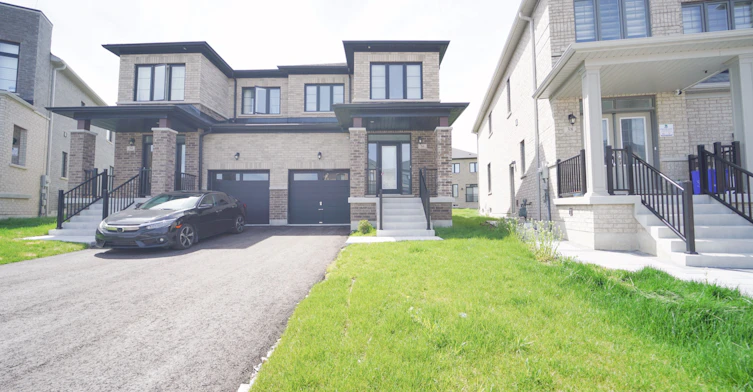 36 Thelma Drive, Whitby, ON, L1P 0N3