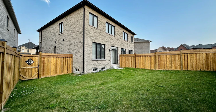 36 Thelma Drive, Whitby, ON, L1P 0N3 - 2
