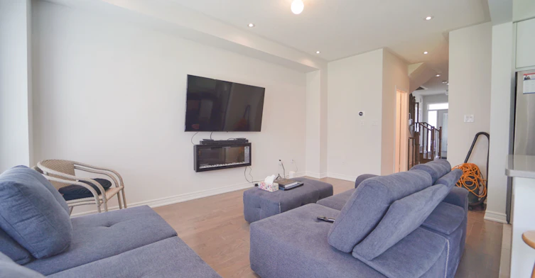 36 Thelma Drive, Whitby, ON, L1P 0N3 - 10