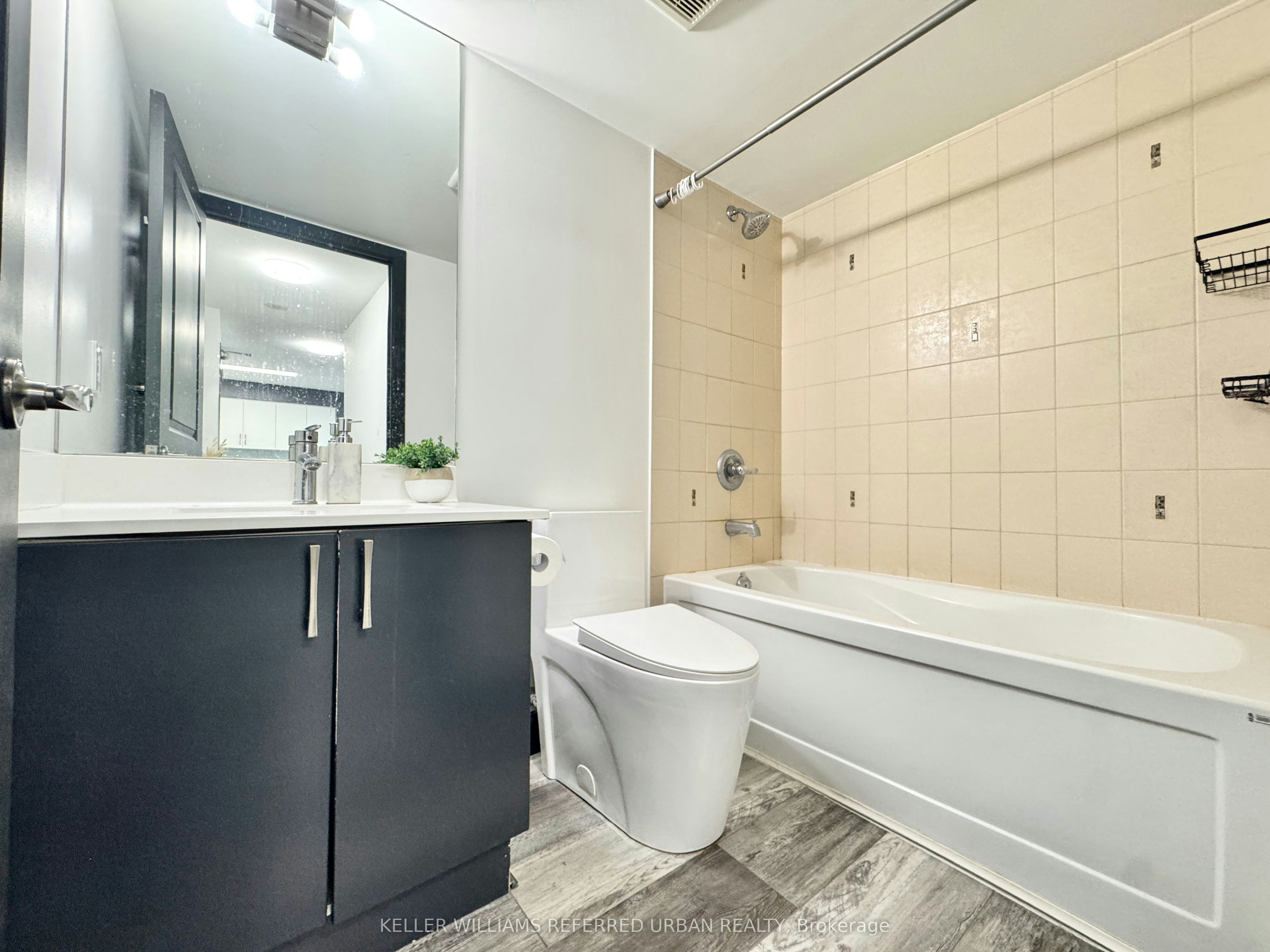 402-1235 Bayly Street, Pickering, ON, L1W 1L7 - 16
