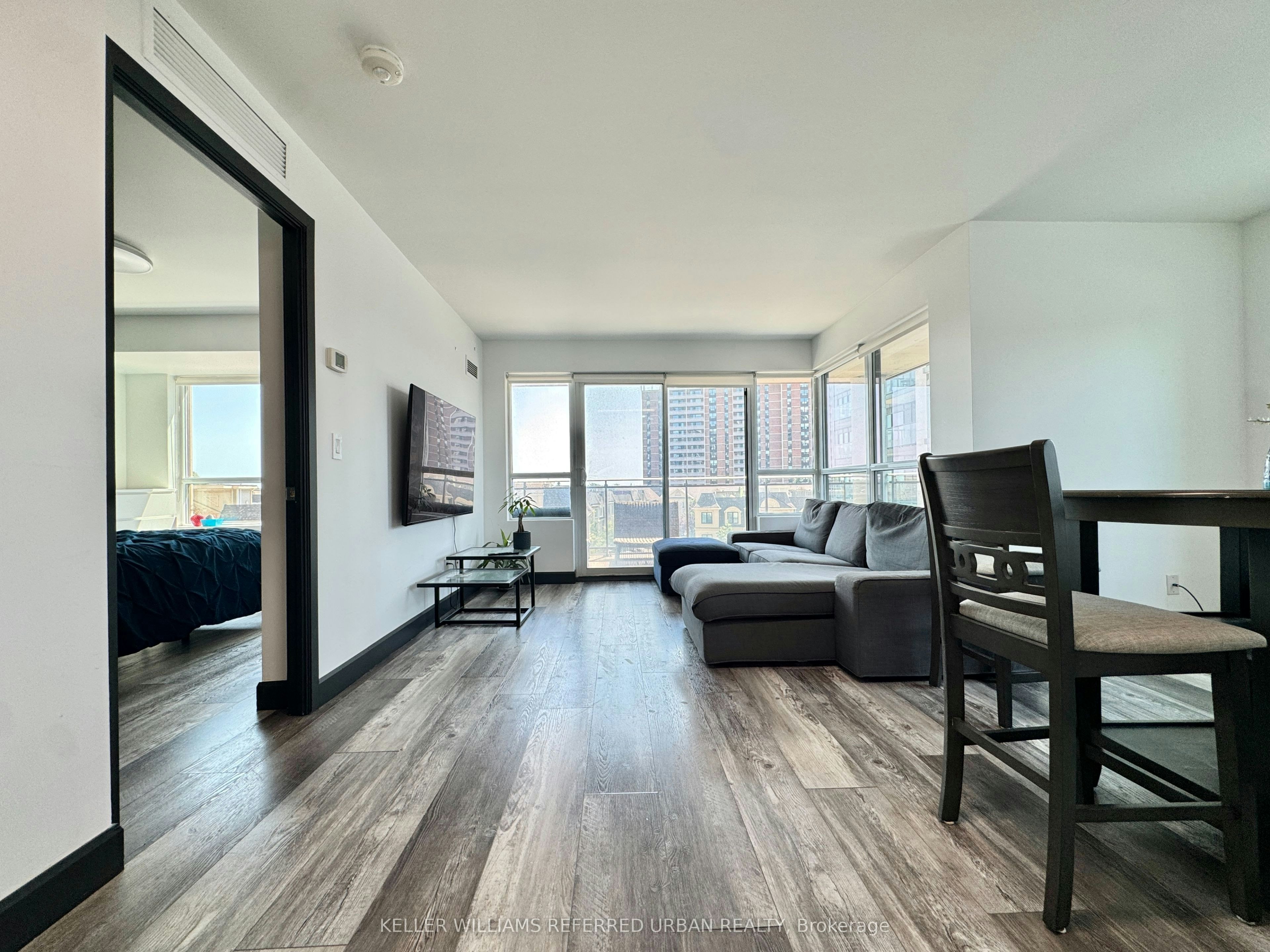 402-1235 Bayly Street, Pickering, ON, L1W 1L7 - 6