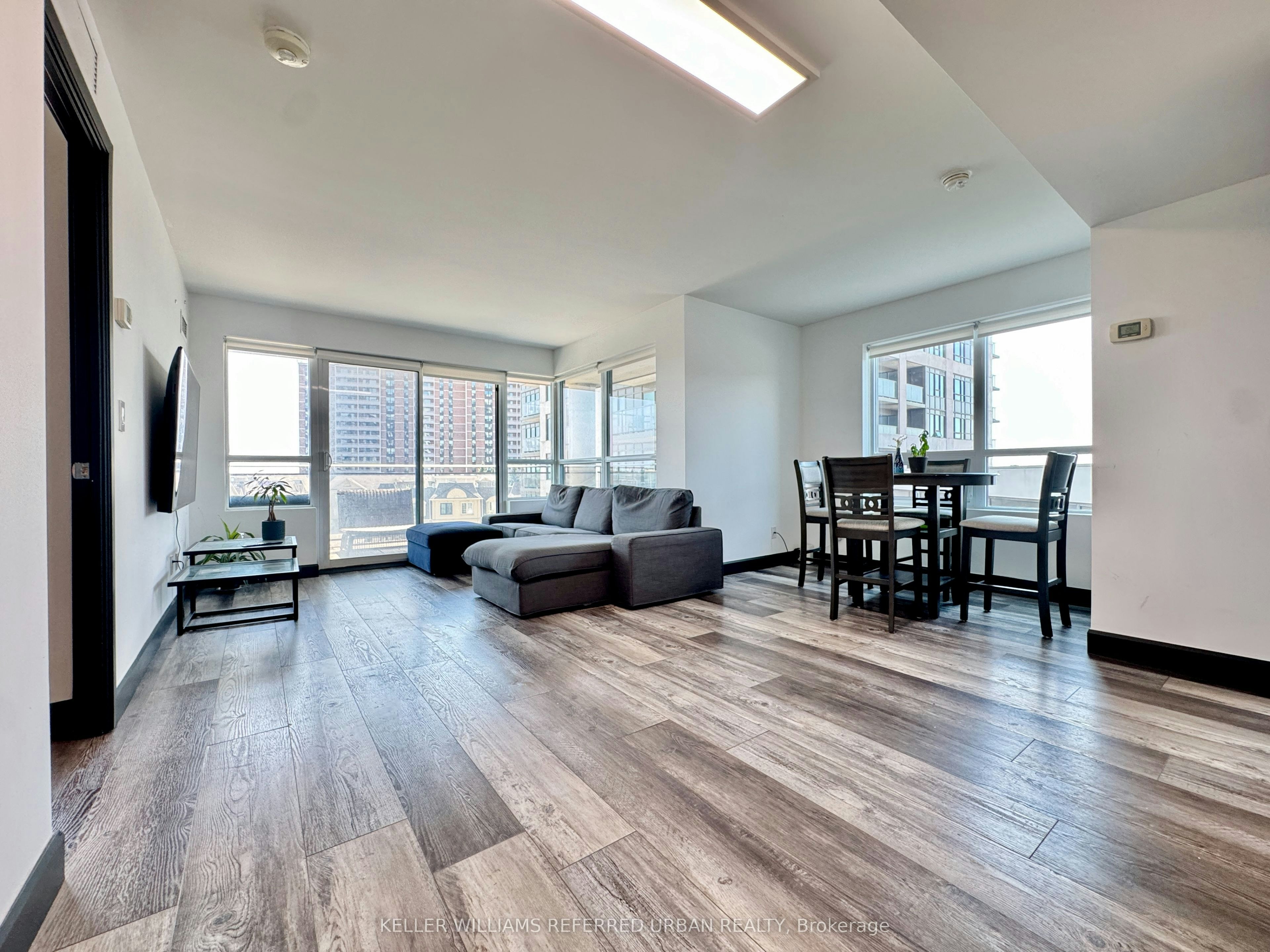 402-1235 Bayly Street, Pickering, ON, L1W 1L7 - 7