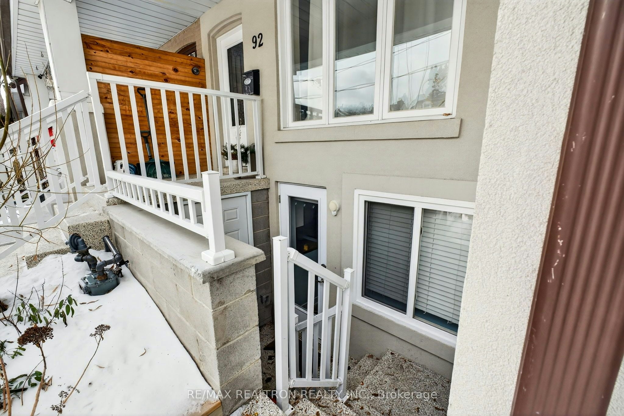 Bsmt-92 Donlands Avenue, Toronto, ON, M4J 3P1 - 2