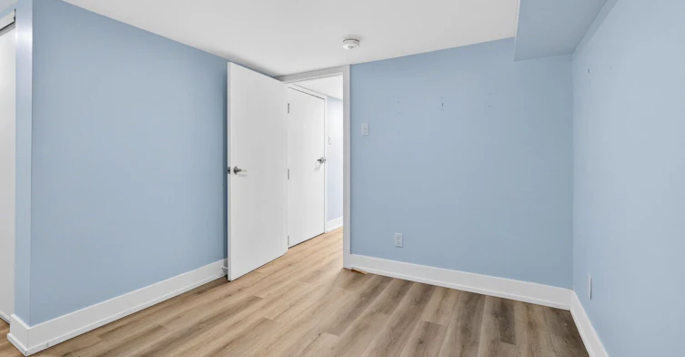 Bsmt-92 Donlands Avenue, Toronto, ON, M4J 3P1 - 13