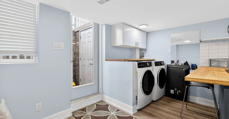Bsmt-92 Donlands Avenue, Toronto, ON, M4J 3P1 - 5