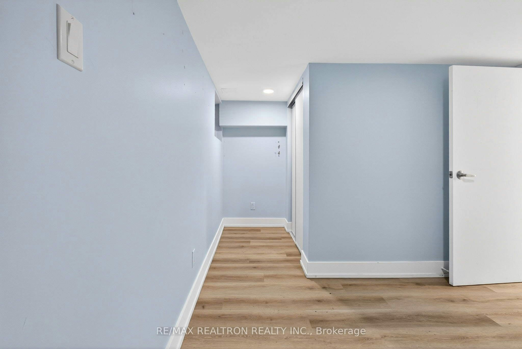 Bsmt-92 Donlands Avenue, Toronto, ON, M4J 3P1 - 14