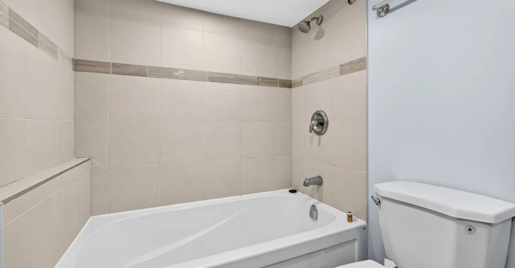 Bsmt-92 Donlands Avenue, Toronto, ON, M4J 3P1 - 16