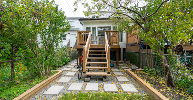Bsmt-92 Donlands Avenue, Toronto, ON, M4J 3P1 - 22