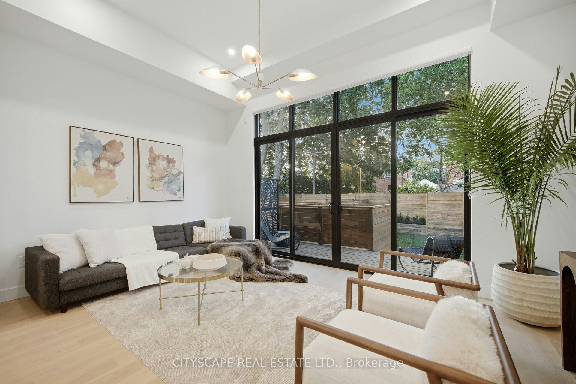 10A Holmstead Avenue, Toronto, ON, M4B 1T1 - 10