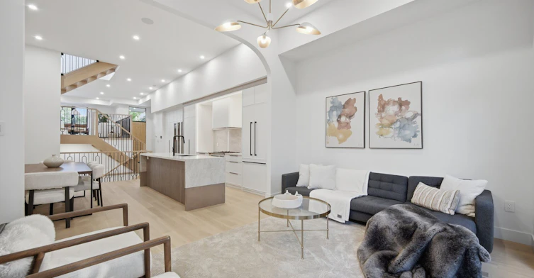 10A Holmstead Avenue, Toronto, ON, M4B 1T1 - 3