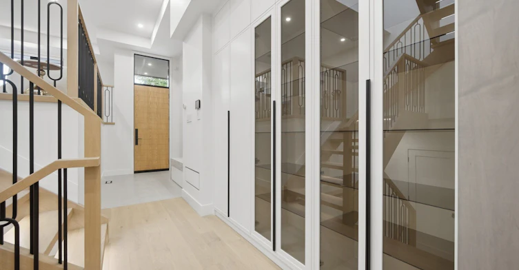 10A Holmstead Avenue, Toronto, ON, M4B 1T1 - 4