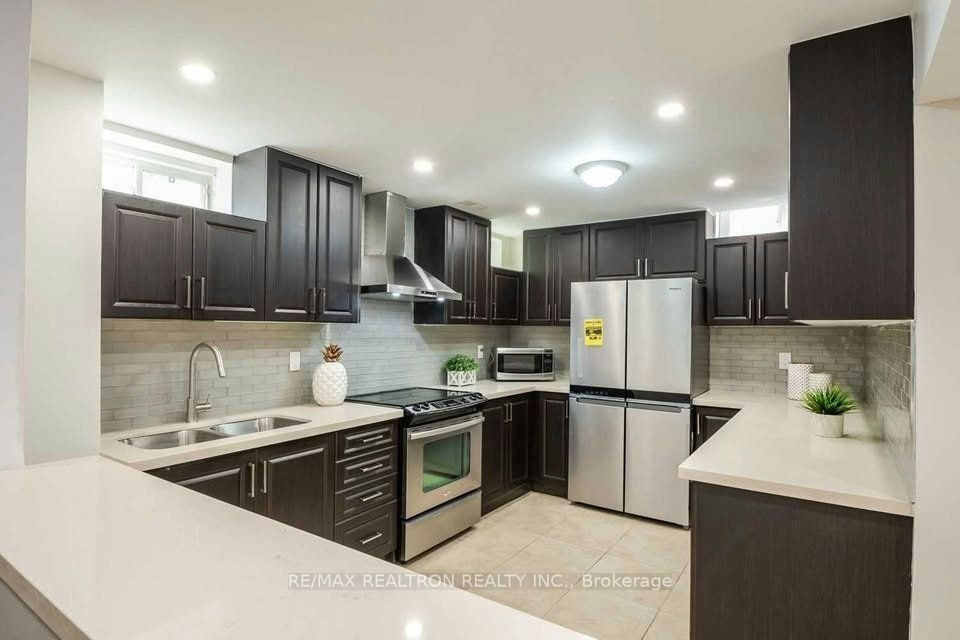 Bsmnt-167 Rivers Edge Place, Whitby, ON, L1R 0G4 - 3