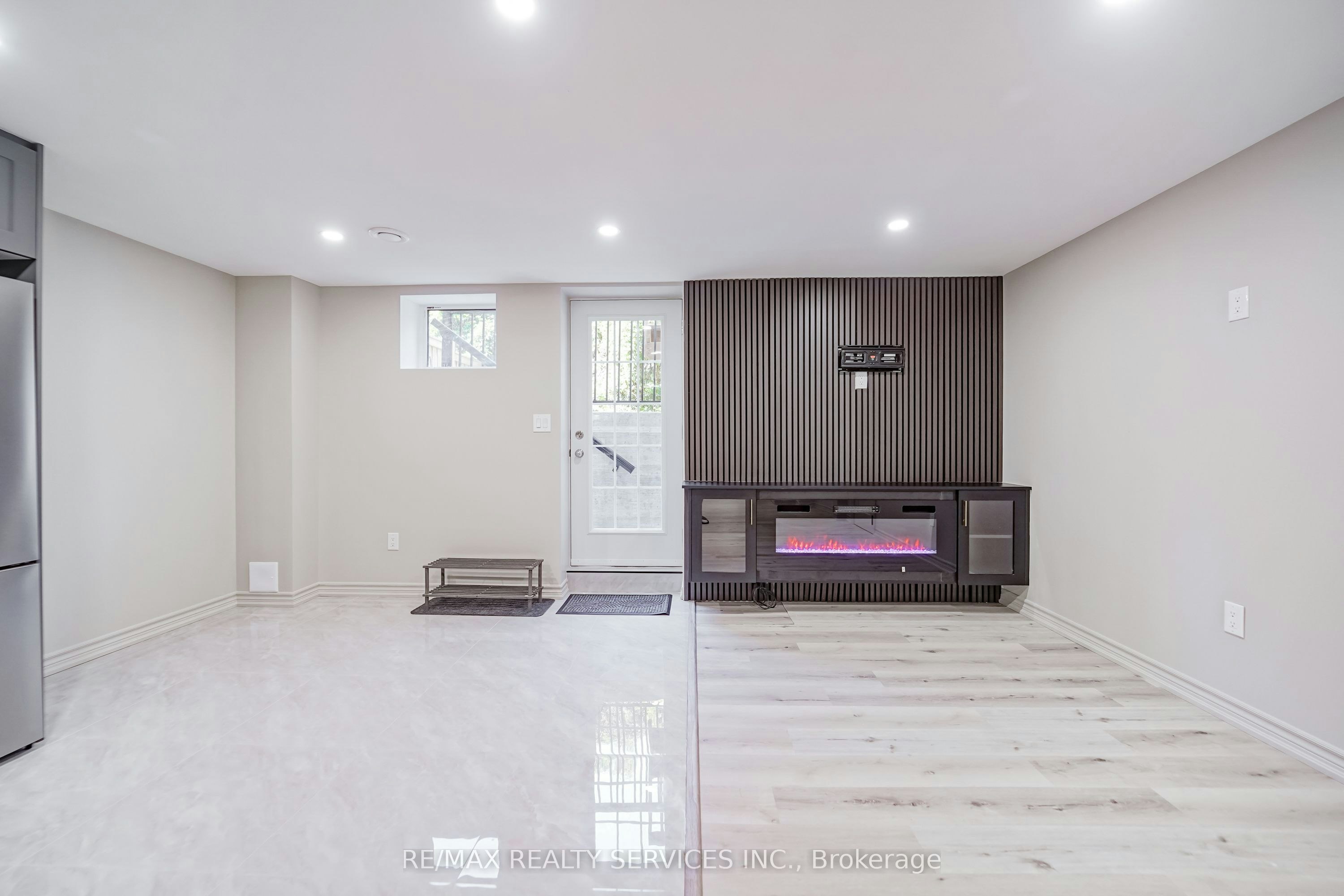 Bsmt-74 Bremner Street, Whitby, ON, L1R 0P9 - 9