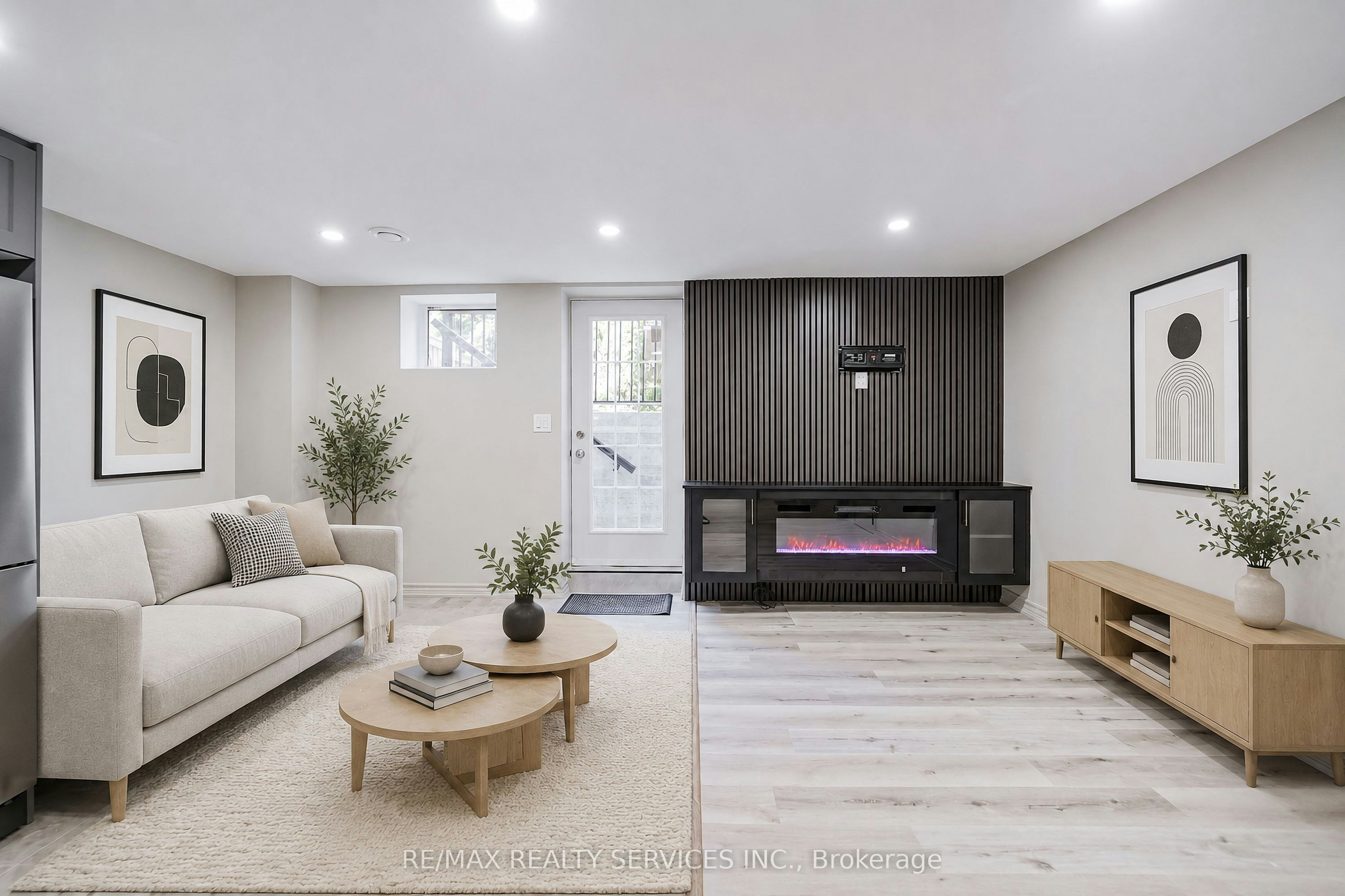 Bsmt-74 Bremner Street, Whitby, ON, L1R 0P9 - 3