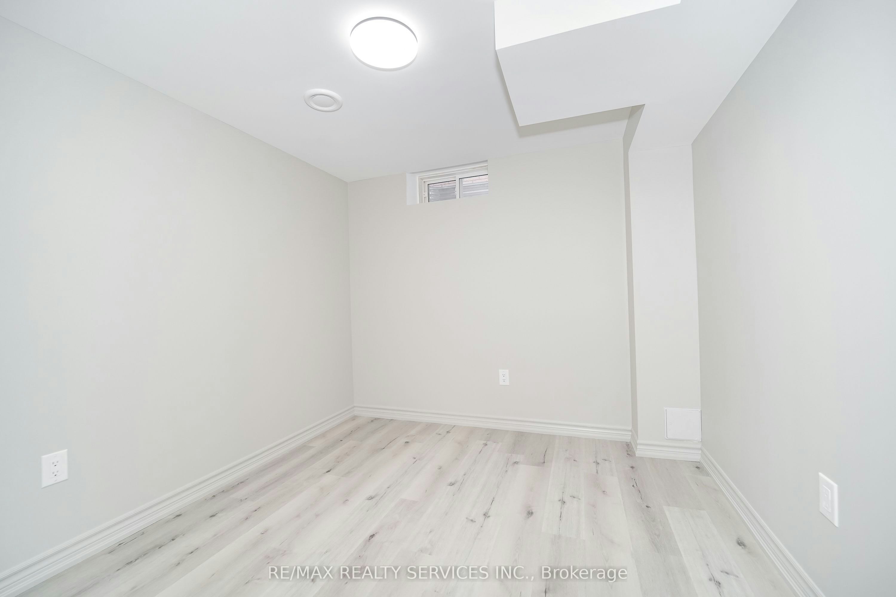 Bsmt-74 Bremner Street, Whitby, ON, L1R 0P9 - 15