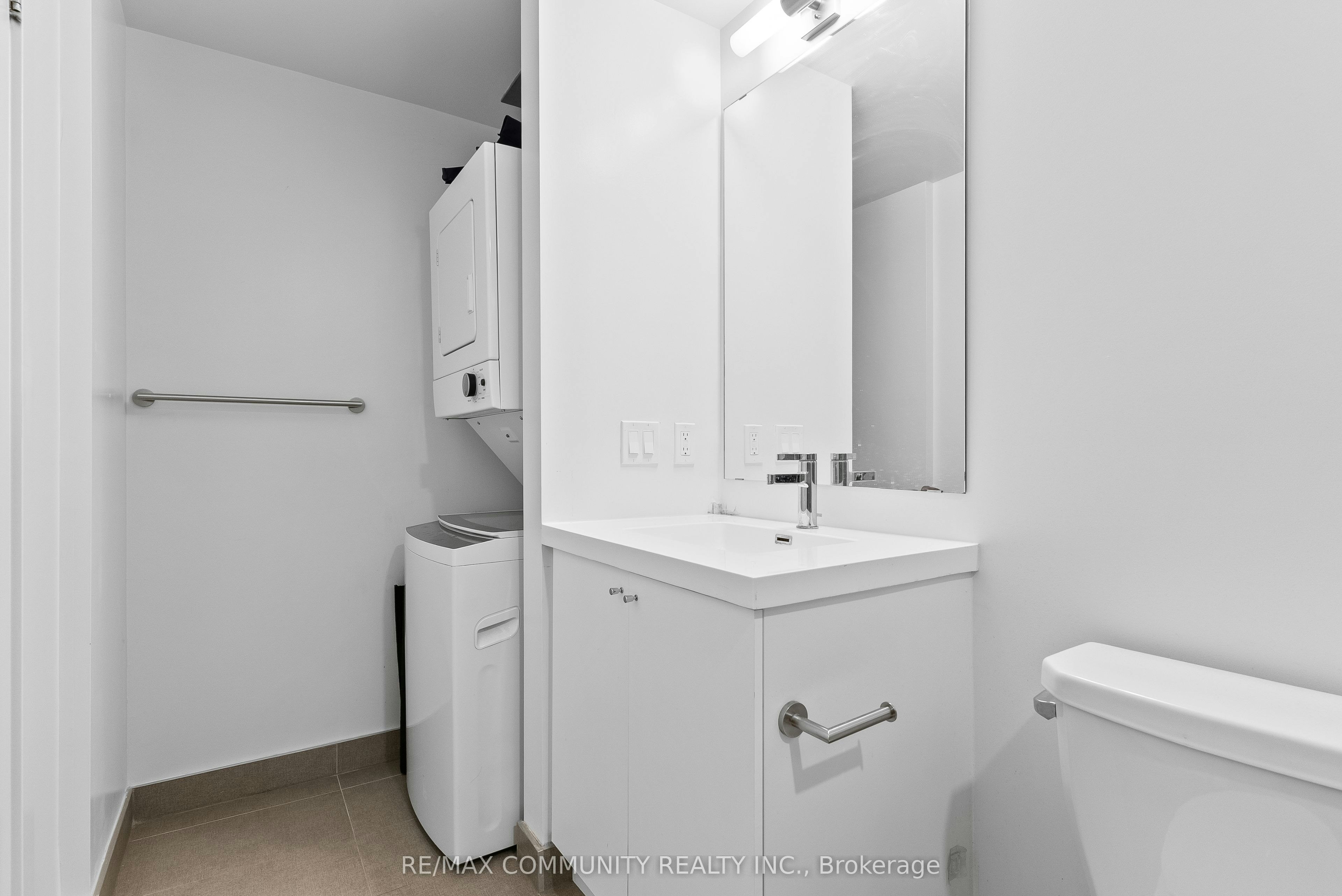 419-2550 Simcoe Street, Oshawa, ON, L1L 0R5 - 4