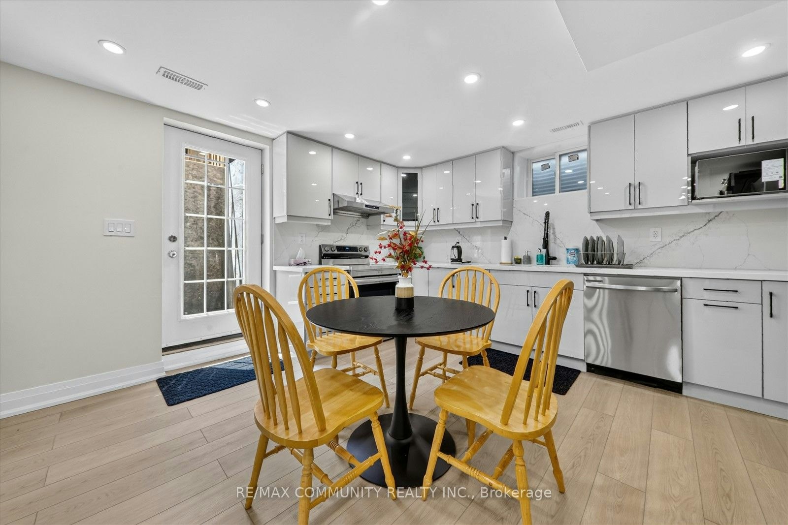 3 Brigadier Place, Toronto, ON, M1C 3G1 - 6