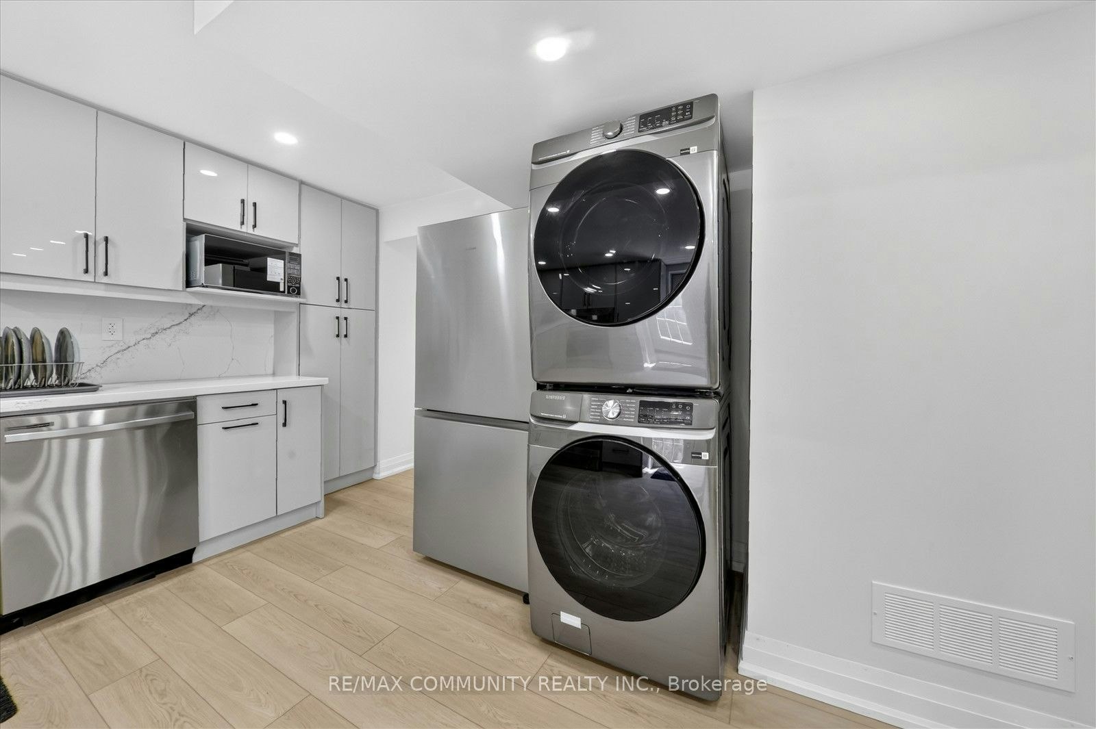 3 Brigadier Place, Toronto, ON, M1C 3G1 - 7