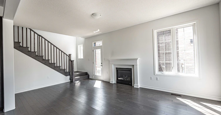 1483 Mockingbird Square, Pickering, ON, L1X 0N8 - 7