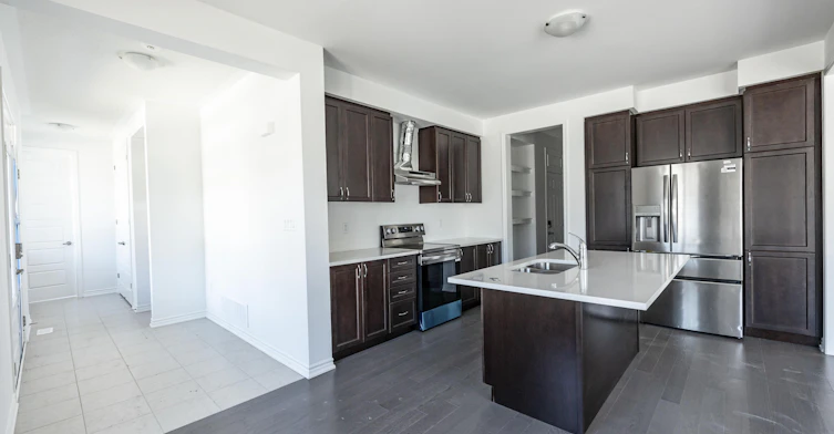 1483 Mockingbird Square, Pickering, ON, L1X 0N8 - 5