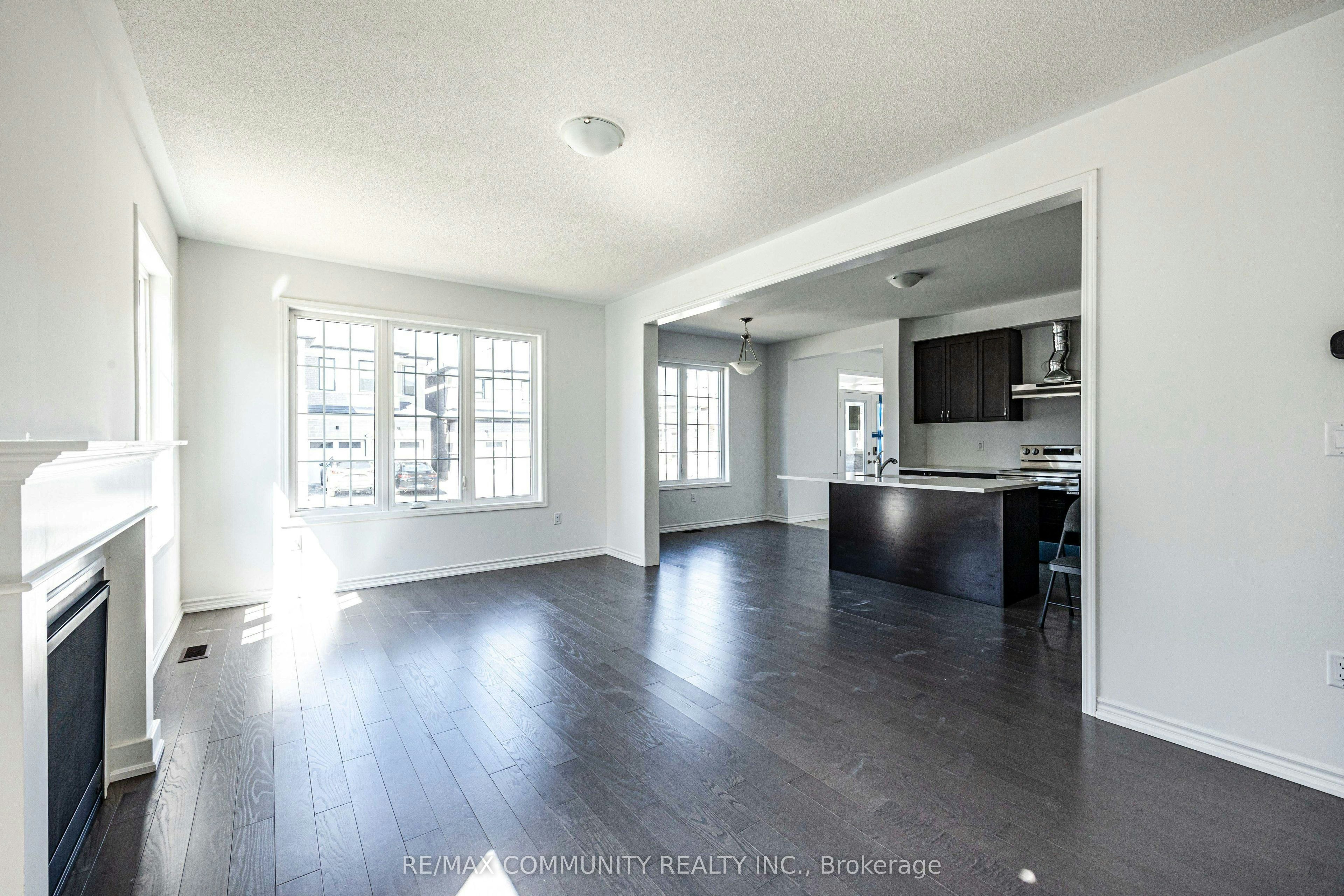 1483 Mockingbird Square, Pickering, ON, L1X 0N8 - 6