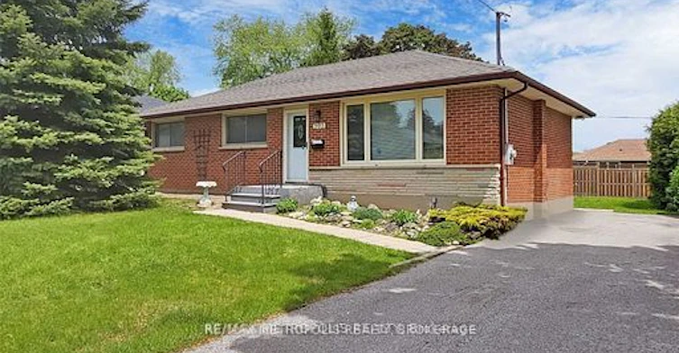 Bsmt-595 Gibbons Street, Oshawa, ON, L1J 4Z7
