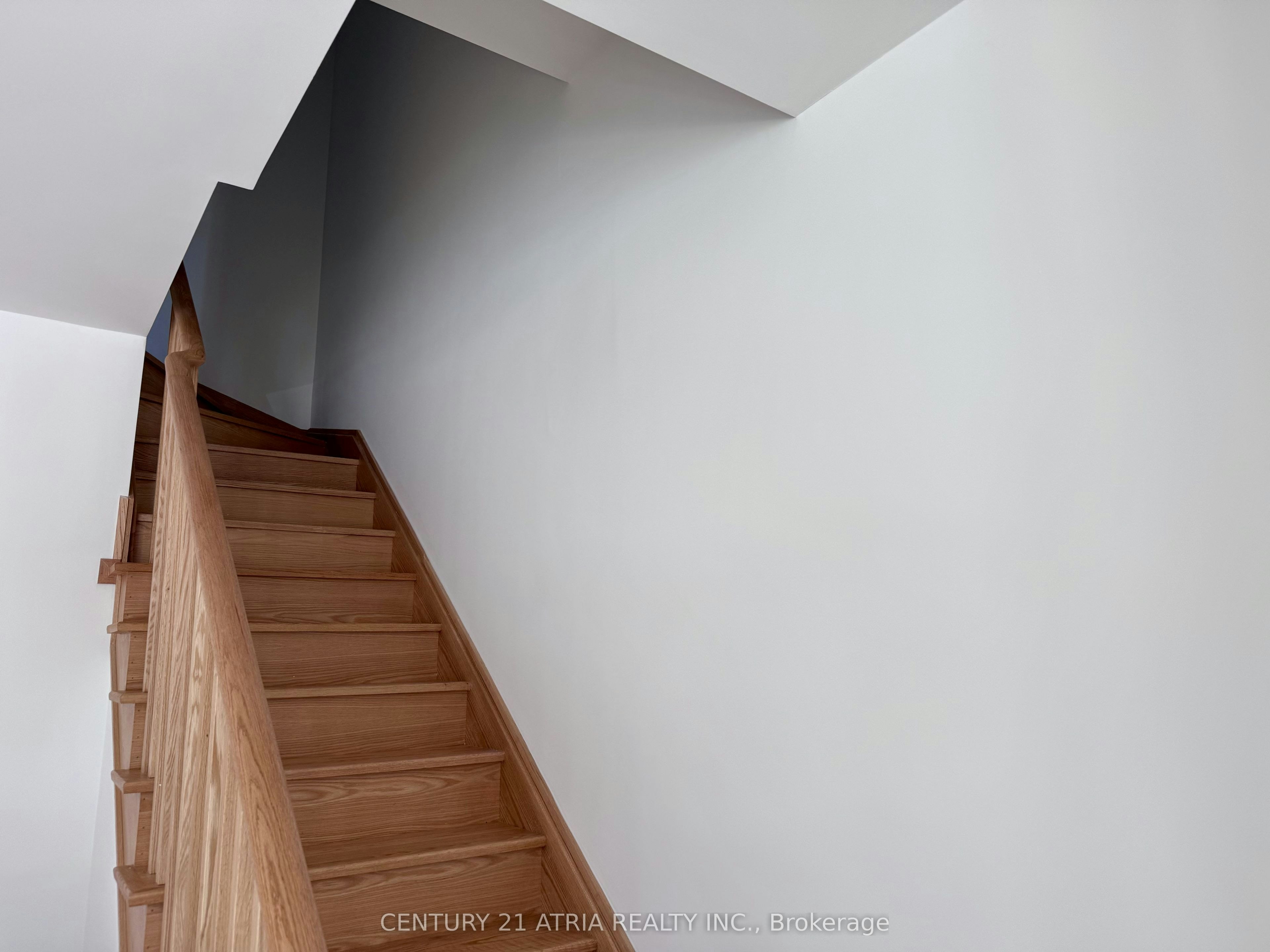 28 Alpine Symphony Path, Oshawa, ON, L1L 0W2 - 10