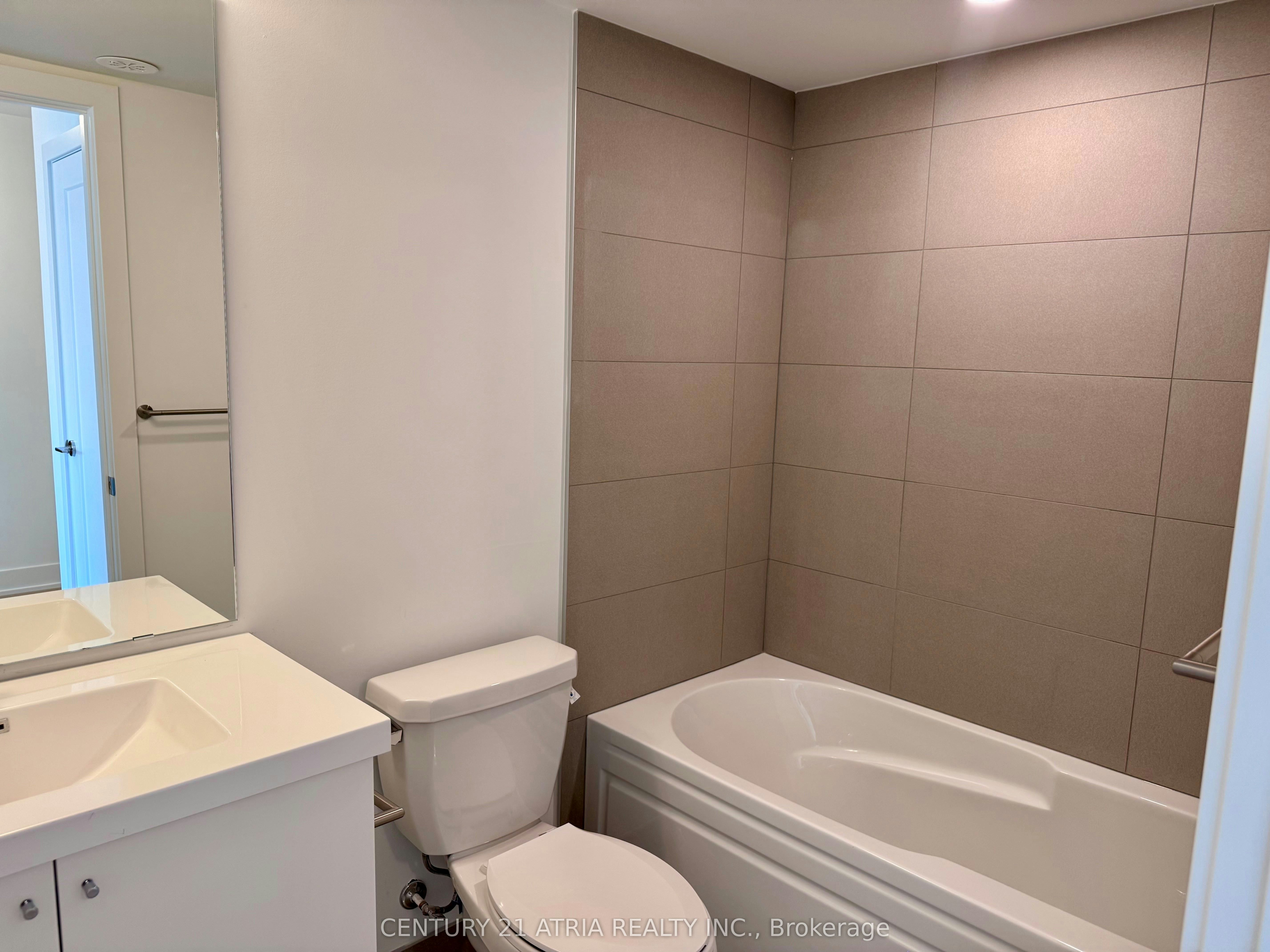 28 Alpine Symphony Path, Oshawa, ON, L1L 0W2 - 16