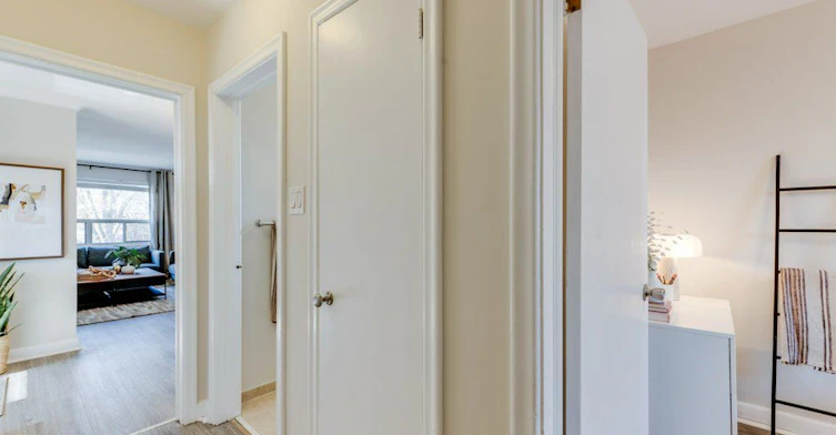 Upper-225 Woodville Avenue, Toronto, ON, M4J 2R4 - 22