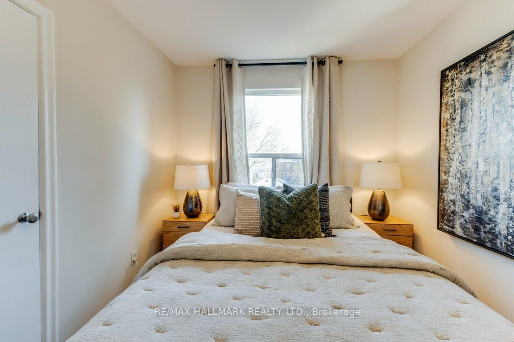 Upper-225 Woodville Avenue, Toronto, ON, M4J 2R4 - 28