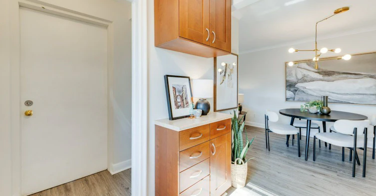 Upper-225 Woodville Avenue, Toronto, ON, M4J 2R4 - 15