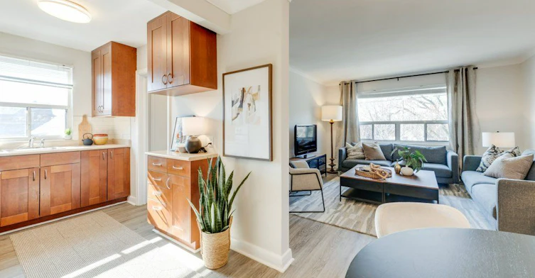Upper-225 Woodville Avenue, Toronto, ON, M4J 2R4 - 9