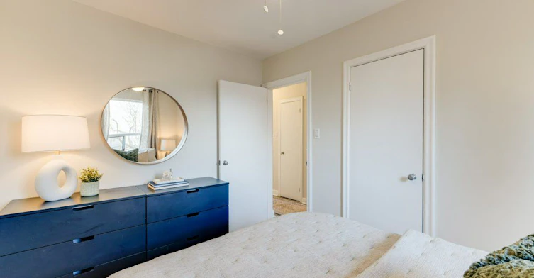 Upper-225 Woodville Avenue, Toronto, ON, M4J 2R4 - 25