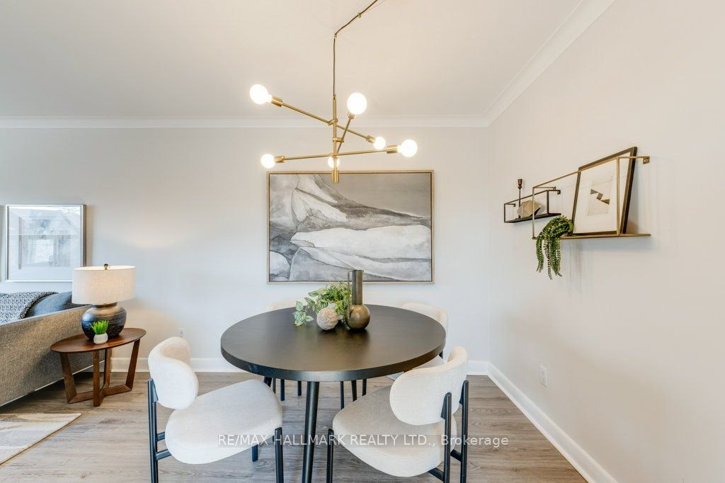 Upper-225 Woodville Avenue, Toronto, ON, M4J 2R4 - 10