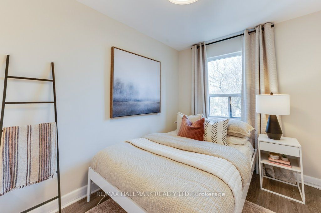 Upper-225 Woodville Avenue, Toronto, ON, M4J 2R4 - 29