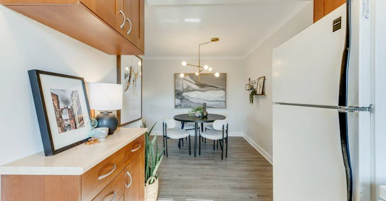 Upper-225 Woodville Avenue, Toronto, ON, M4J 2R4 - 14