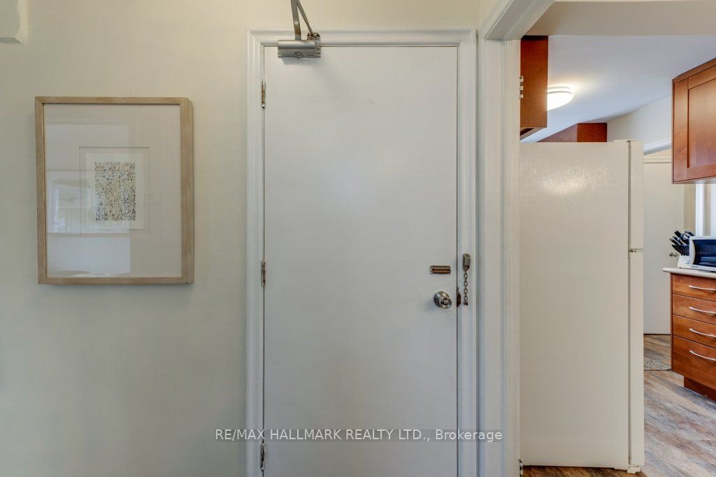 Main-225 Woodville Avenue, Toronto, ON, M4J 2R4 - 35