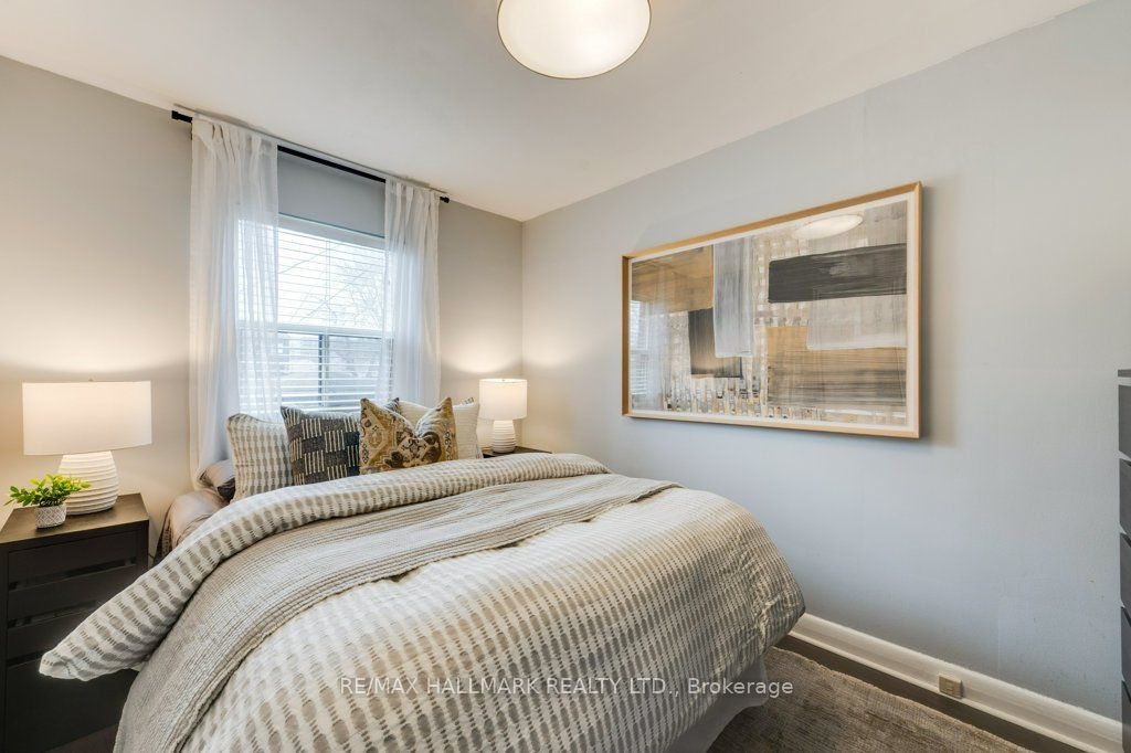 Main-225 Woodville Avenue, Toronto, ON, M4J 2R4 - 24