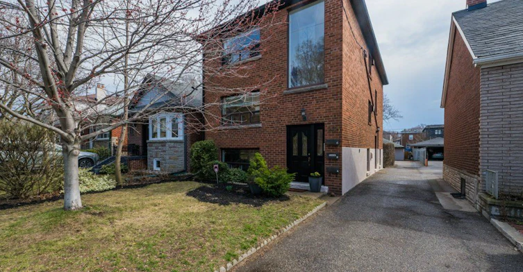 Main-225 Woodville Avenue, Toronto, ON, M4J 2R4 - 40