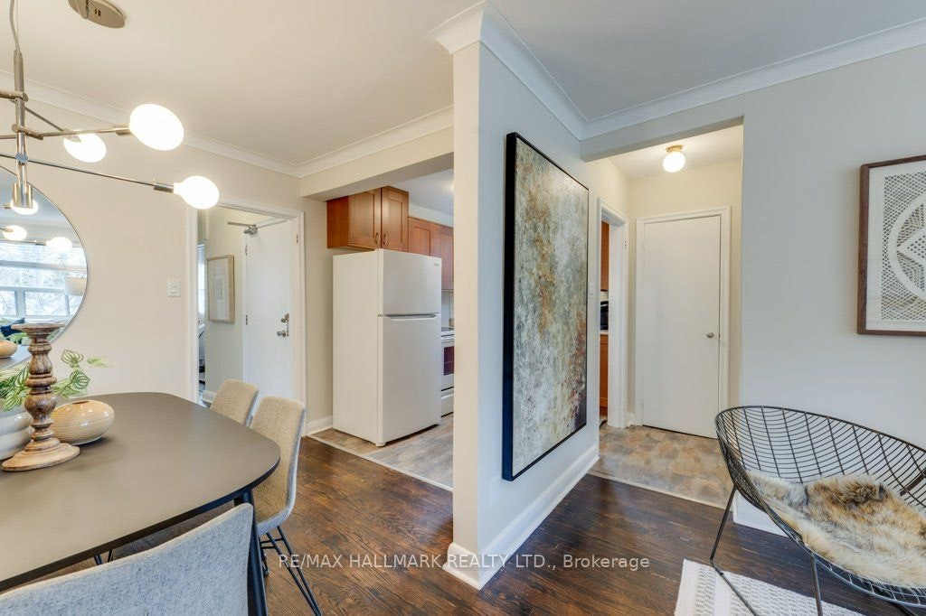 Main-225 Woodville Avenue, Toronto, ON, M4J 2R4 - 8