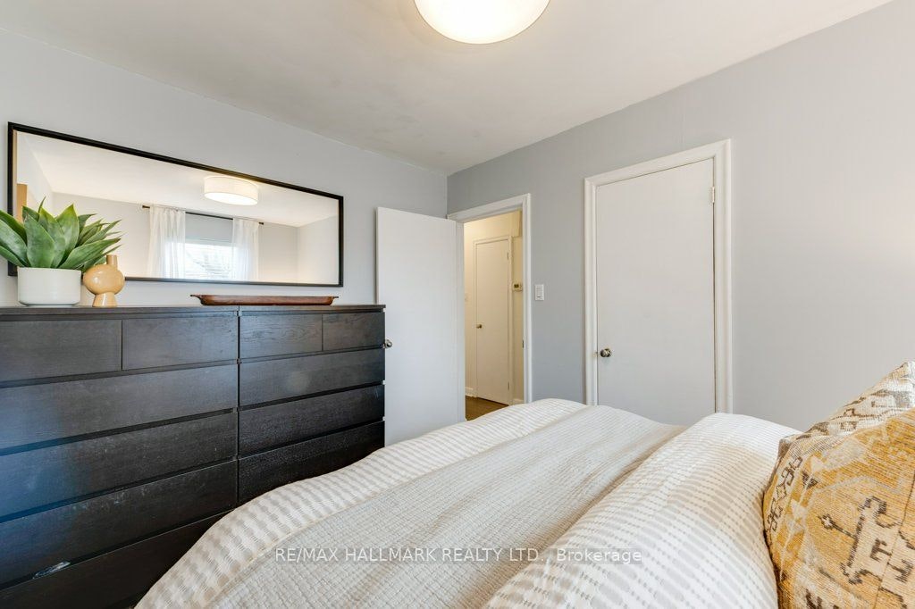Main-225 Woodville Avenue, Toronto, ON, M4J 2R4 - 34
