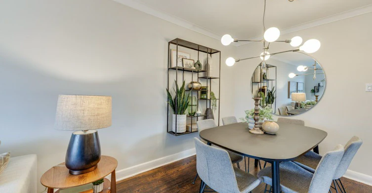 Main-225 Woodville Avenue, Toronto, ON, M4J 2R4 - 7