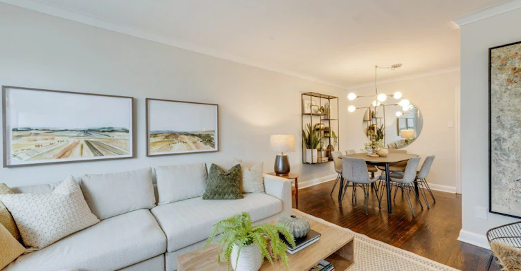 Main-225 Woodville Avenue, Toronto, ON, M4J 2R4 - 4