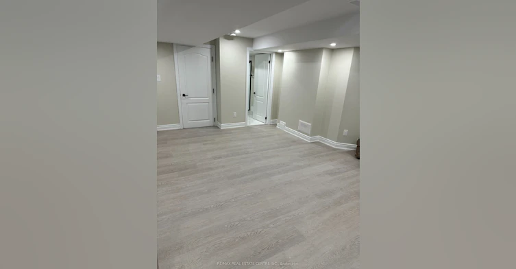 BSMT-66 Bremner Street, Whitby, ON, L1R 0P9 - 7