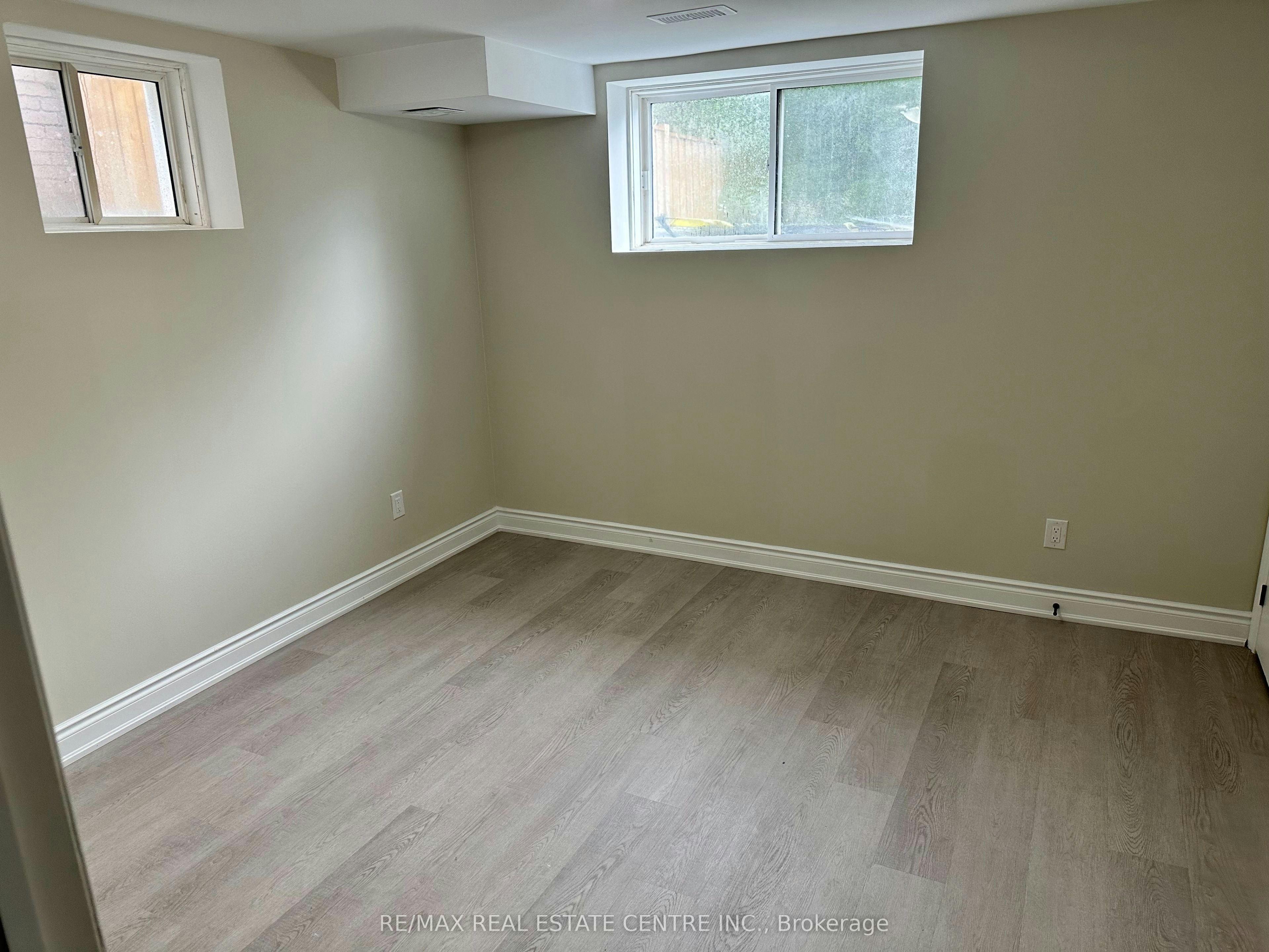 BSMT-66 Bremner Street, Whitby, ON, L1R 0P9 - 15