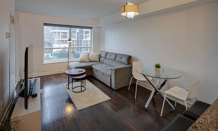 503-8 Trent Avenue