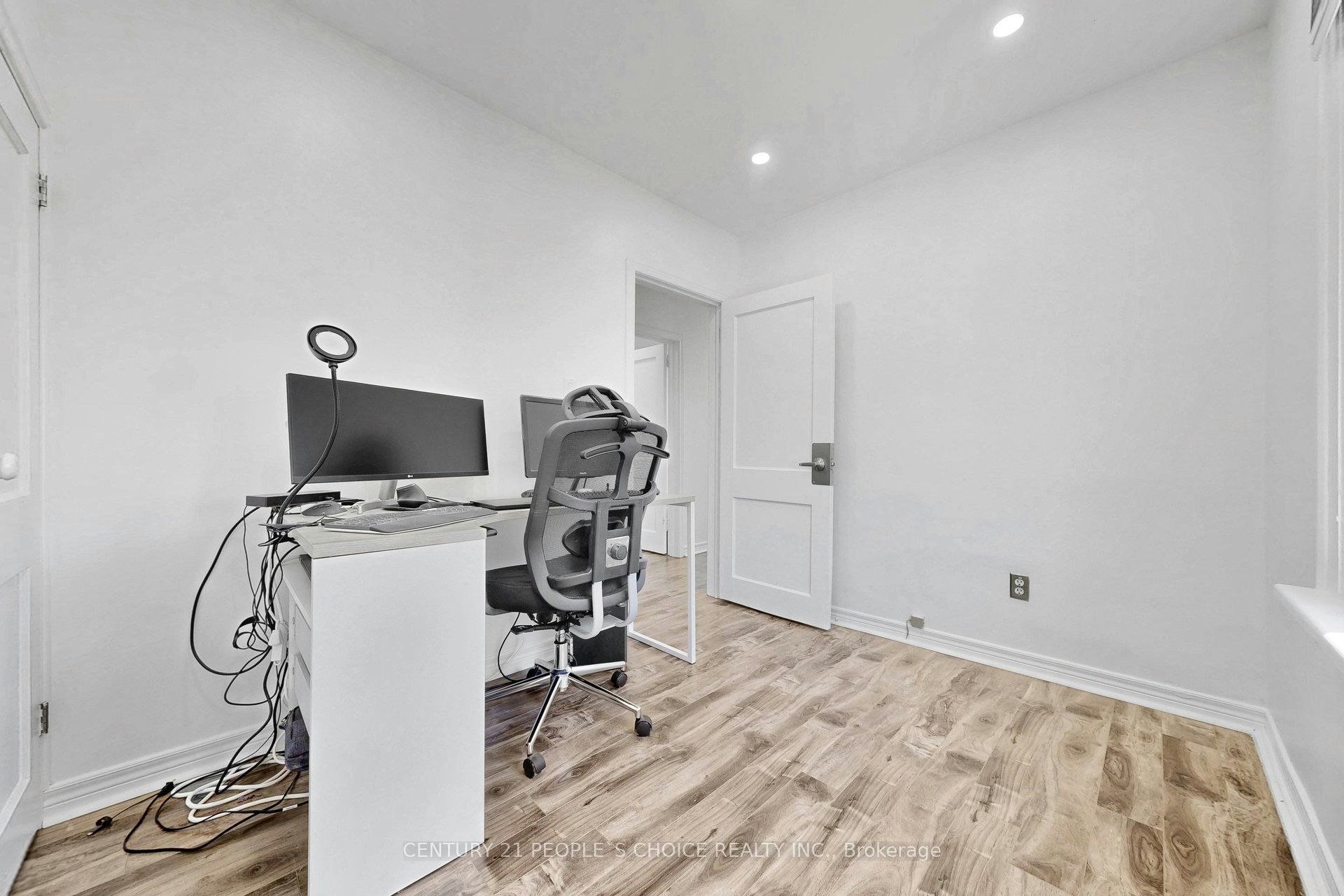 419 Adelaide Avenue W, Oshawa, ON, L1J 2R9 - 31